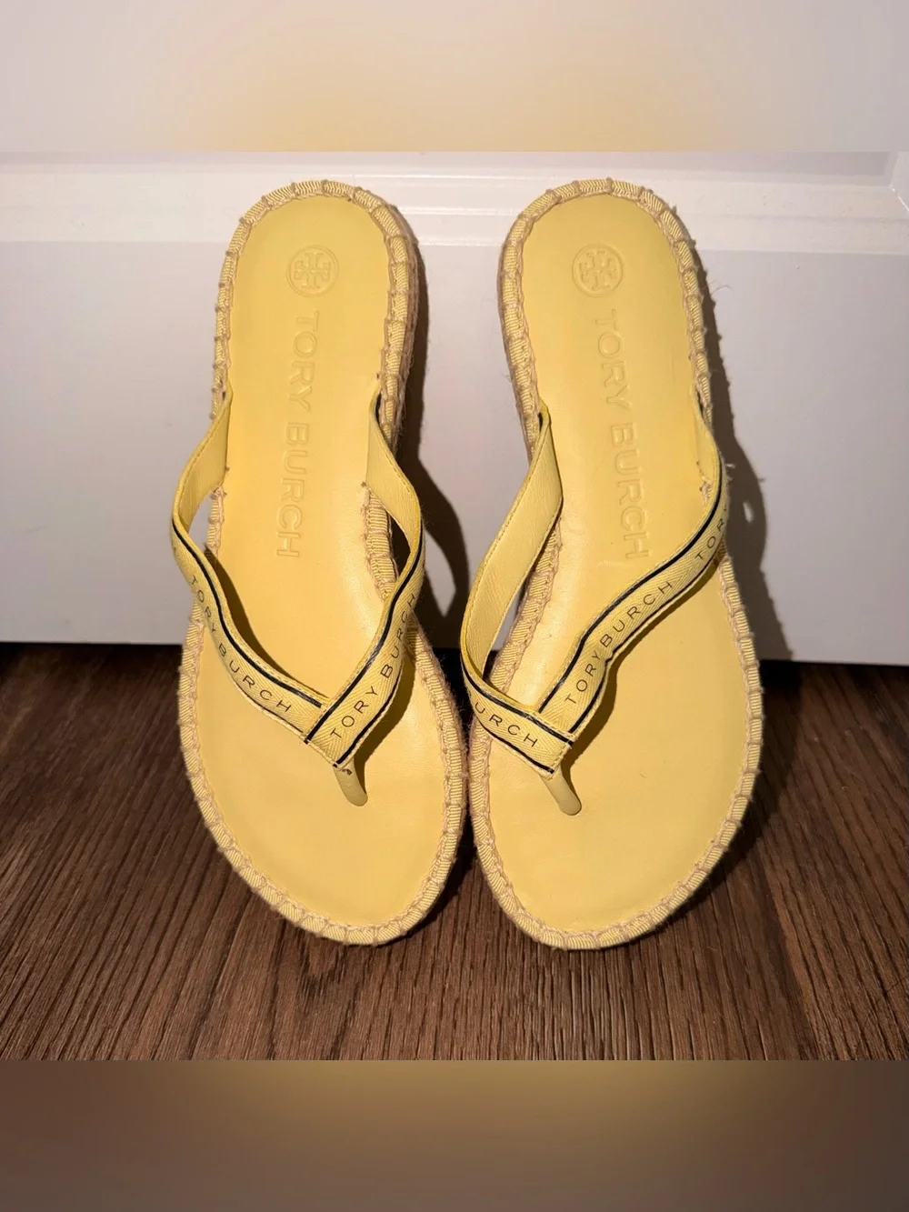 NWOT Tory Burch Yellow Espadrille Flip Flop Sandals Size 6